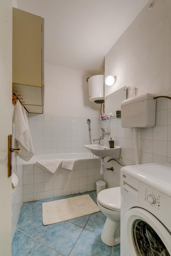 Apartmán A Quiet With Balcony In About 15 Minutes Walk From The Old Center And Split